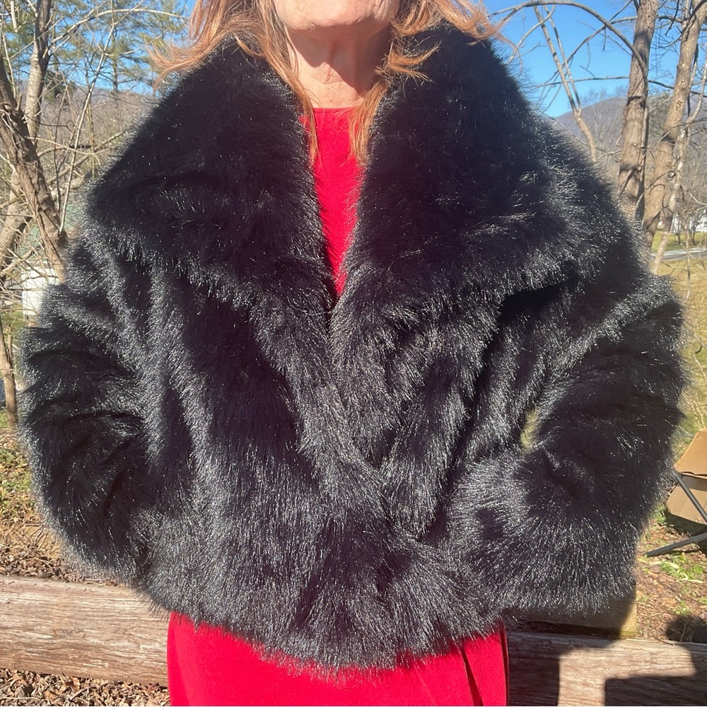 Gorgeous faux black fox fur coat with wide lapel. Size 8-10.